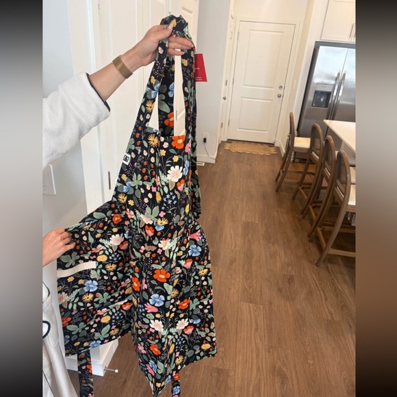 Rifle Paper Co. Floral Apron - Multicolor - Picture 2 of 5